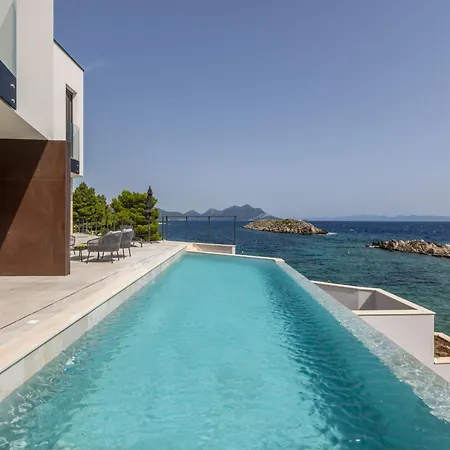 Vila Modern Mare At Sea In Peljesac *