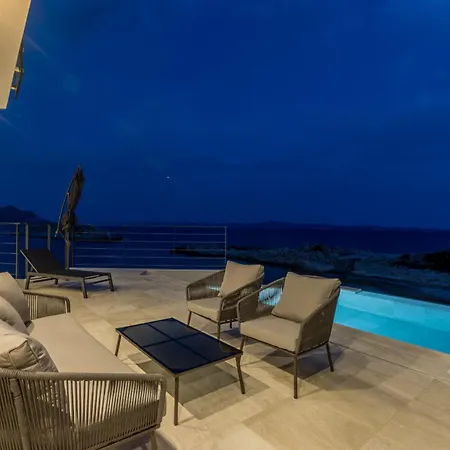 Villa Modern Mare At Sea In Peljesac Trstenik (Dubrovnik-Neretva)