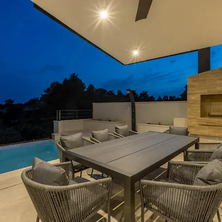 Modern Mare At Sea In Peljesac Villa Trstenik (Dubrovnik-Neretva)