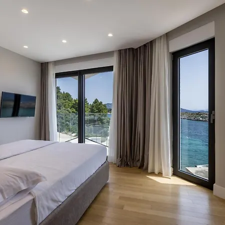 Villa Modern Mare At Sea In Peljesac *
