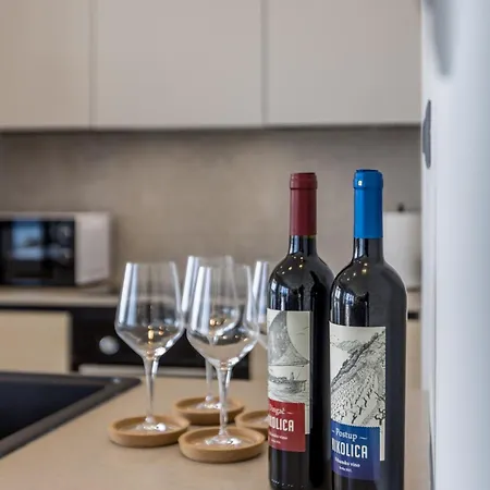 Modern Mare At Sea In Peljesac * Trstenik (Dubrovnik-Neretva)