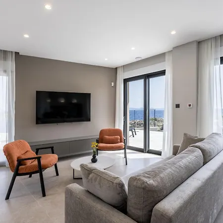 Modern Mare At Sea In Peljesac * Trstenik (Dubrovnik-Neretva)